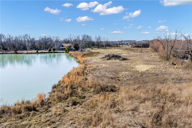 1621 & 1623 Greenhouse Road, Bentonville, AR 72713