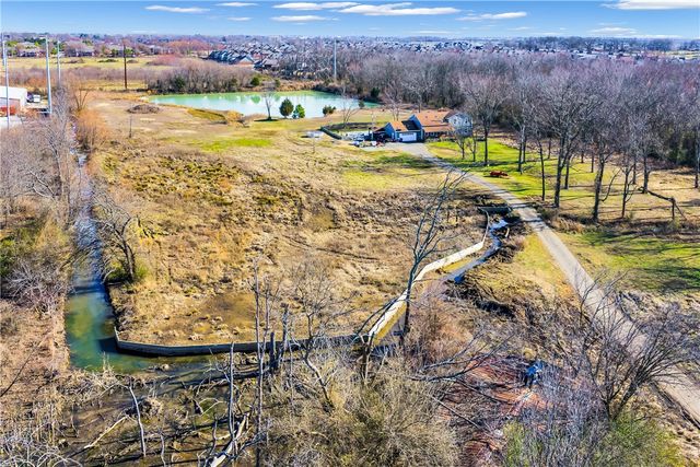 1621 & 1623 Greenhouse Road, Bentonville, AR 72713