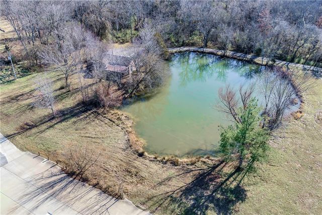 1621 & 1623 Greenhouse Road, Bentonville, AR 72713