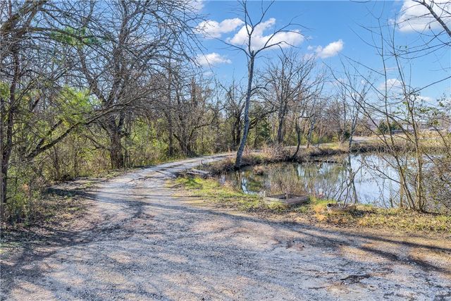 1621 & 1623 Greenhouse Road, Bentonville, AR 72713