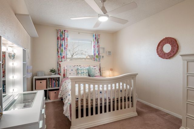 8605 Hillshire Place NW, Albuquerque, NM 87114