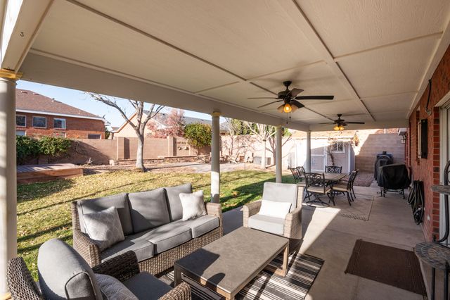 8605 Hillshire Place NW, Albuquerque, NM 87114