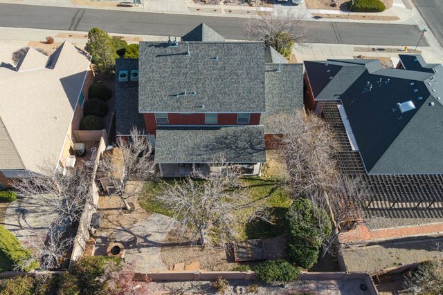 8605 Hillshire Place NW, Albuquerque, NM 87114