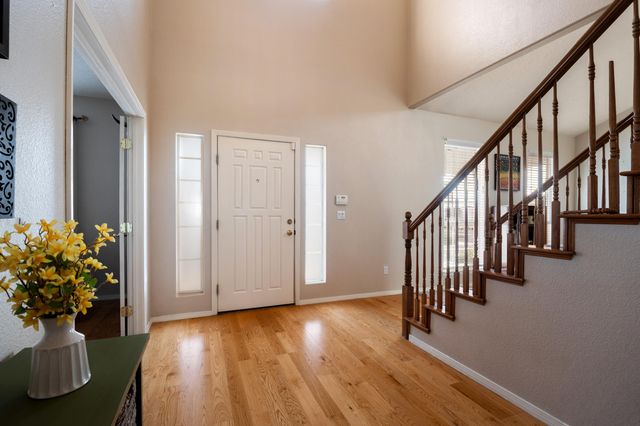 8605 Hillshire Place NW, Albuquerque, NM 87114