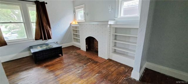 2498 Linwood Avenue, Niagara Falls, NY 14305