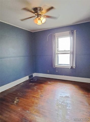 2498 Linwood Avenue, Niagara Falls, NY 14305