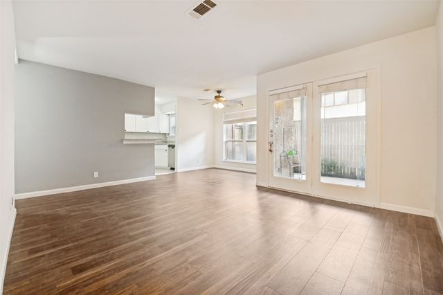 1109 Calico Lane 1811, Arlington, TX 76011