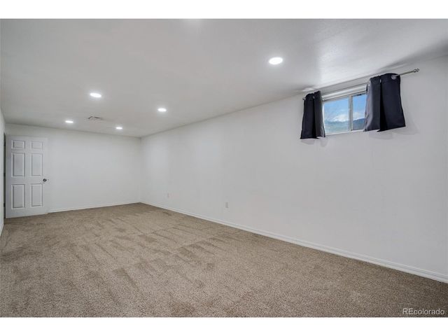 11919 Lavinia Ln, Northglenn, CO 80233