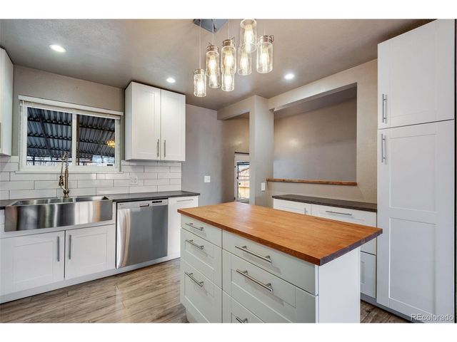 11919 Lavinia Ln, Northglenn, CO 80233