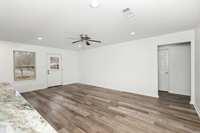 1300 Blue Acres, White Hall, AR 71602