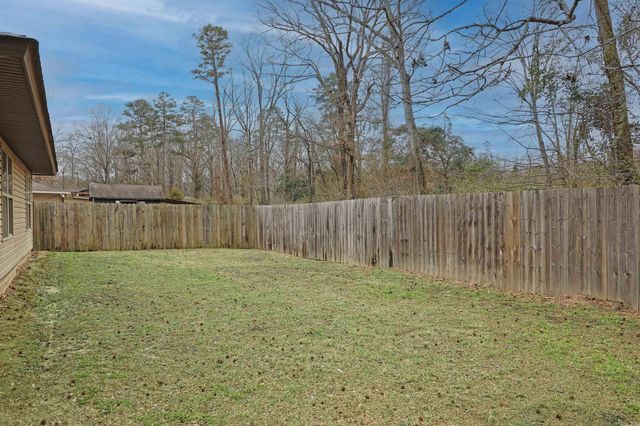 1300 Blue Acres, White Hall, AR 71602