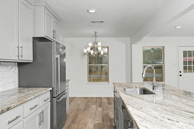 1300 Blue Acres, White Hall, AR 71602