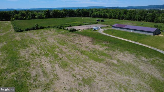 2472 BIGLERVILLE RD, Gettysburg, PA 17325