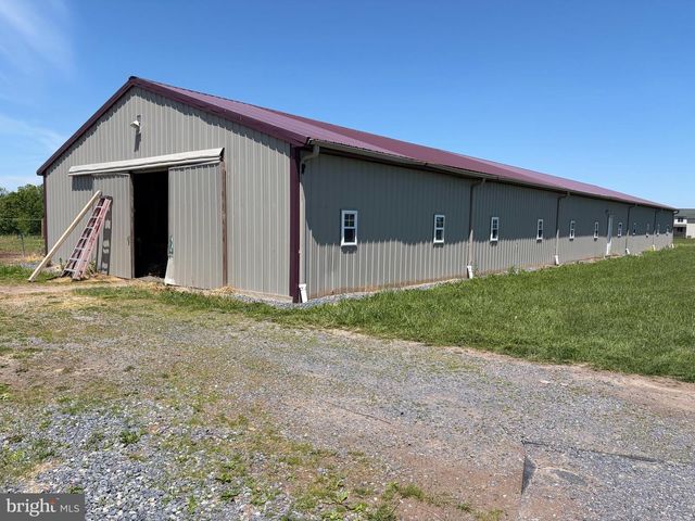 2472 BIGLERVILLE RD, Gettysburg, PA 17325
