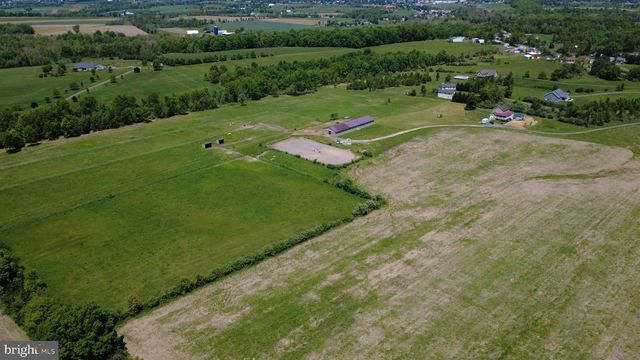 2472 BIGLERVILLE RD, Gettysburg, PA 17325