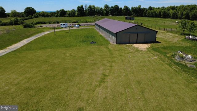 2472 BIGLERVILLE RD, Gettysburg, PA 17325