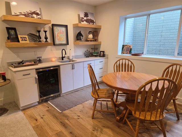 2725 NW Brookside Drive, Grimes, IA 50111