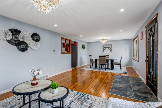 196 Barnabas Drive, Cheektowaga, NY 14043