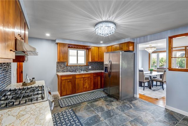 196 Barnabas Drive, Cheektowaga, NY 14043