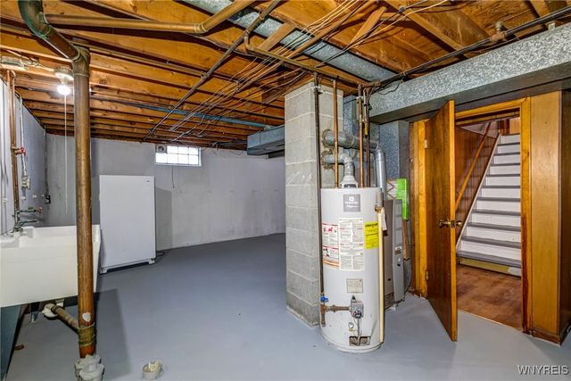 196 Barnabas Drive, Cheektowaga, NY 14043