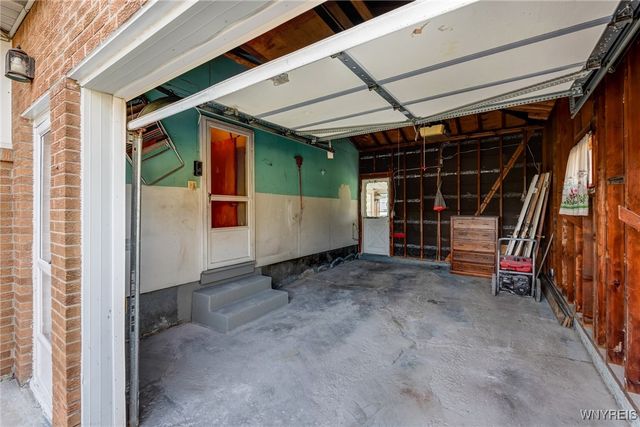 196 Barnabas Drive, Cheektowaga, NY 14043