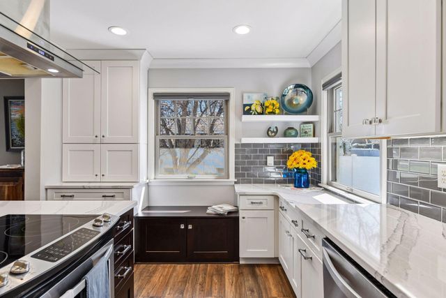 5311 Saint Croix Avenue N, Golden Valley, MN 55422