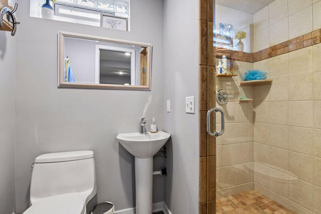 5311 Saint Croix Avenue N, Golden Valley, MN 55422