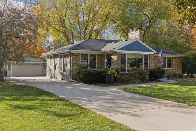 5311 Saint Croix Avenue N, Golden Valley, MN 55422