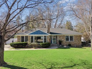 5311 Saint Croix Avenue N, Golden Valley, MN 55422