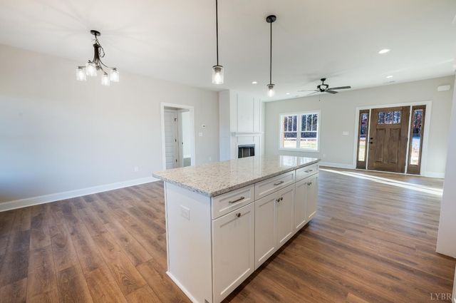 10402 Leesville Road, Lynch Station, VA 24571