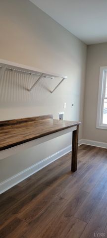 10402 Leesville Road, Lynch Station, VA 24571