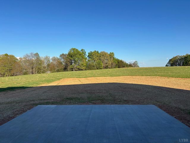 10402 Leesville Road, Lynch Station, VA 24571