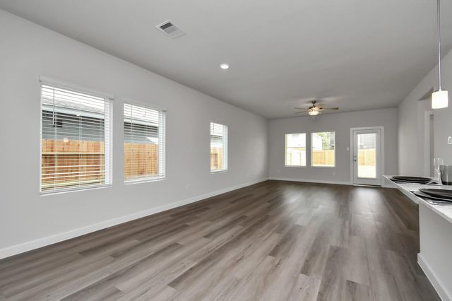 16513 Breezy Knoll, Conroe, TX 77302