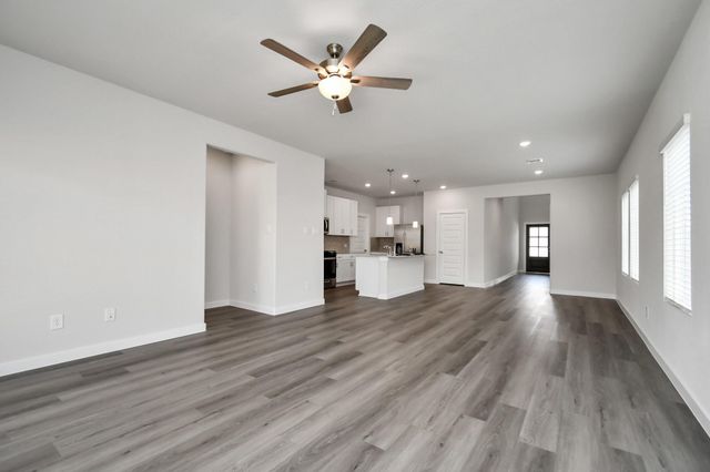 16513 Breezy Knoll, Conroe, TX 77302