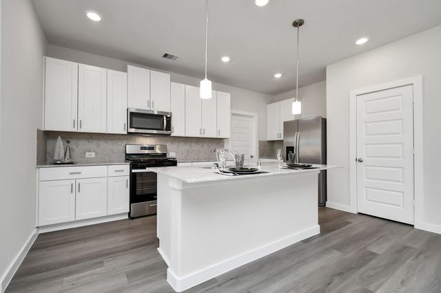 16513 Breezy Knoll, Conroe, TX 77302