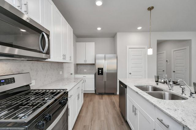 16513 Breezy Knoll, Conroe, TX 77302