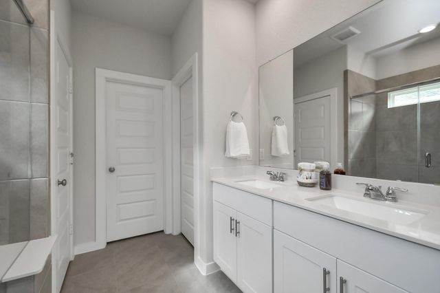 16513 Breezy Knoll, Conroe, TX 77302