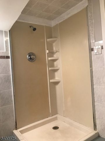 416 Belgrove Dr, Kearny Town, NJ 07032