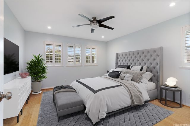 98-1810 B Kaahumanu Street 3, Pearl City, HI 96782