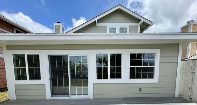 98-1810 B Kaahumanu Street 3, Pearl City, HI 96782