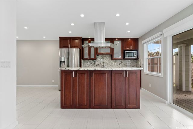 98-1810 B Kaahumanu Street 3, Pearl City, HI 96782