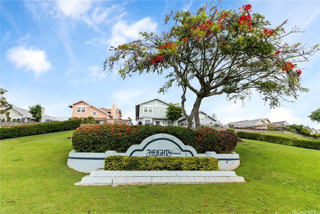 98-1810 B Kaahumanu Street 3, Pearl City, HI 96782
