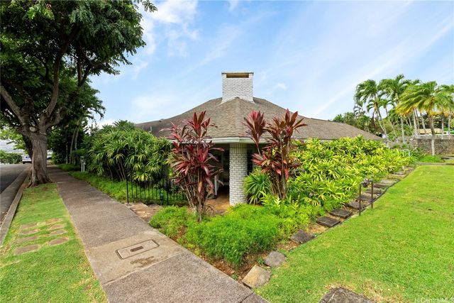 98-1810 B Kaahumanu Street 3, Pearl City, HI 96782