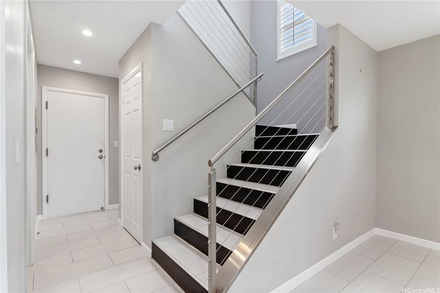 98-1810 B Kaahumanu Street 3, Pearl City, HI 96782