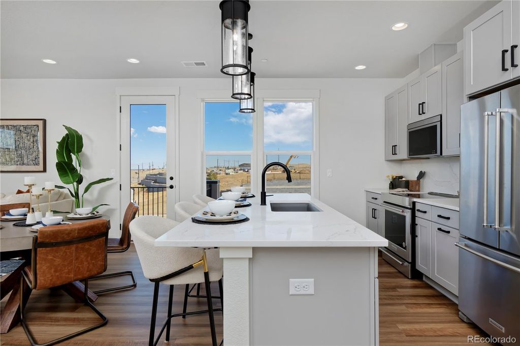 Image 3 of property listing at 11532 Vibrato Lane, Lone Tree, CO 80134
