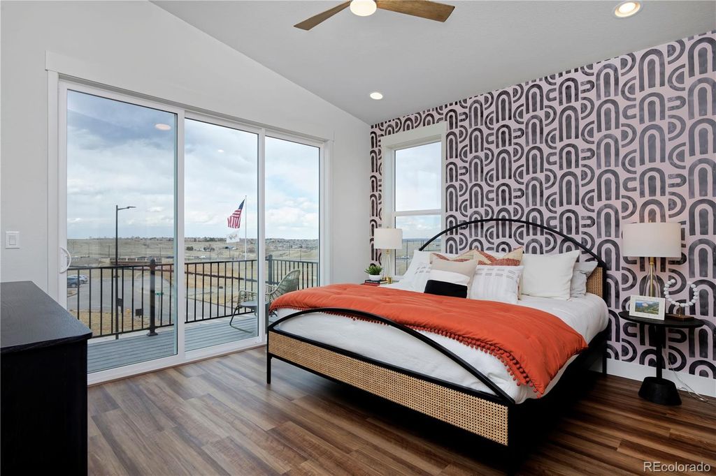 Image 23 of property listing at 11532 Vibrato Lane, Lone Tree, CO 80134