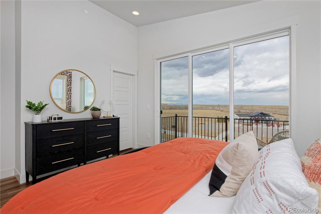 Image 24 of property listing at 11532 Vibrato Lane, Lone Tree, CO 80134