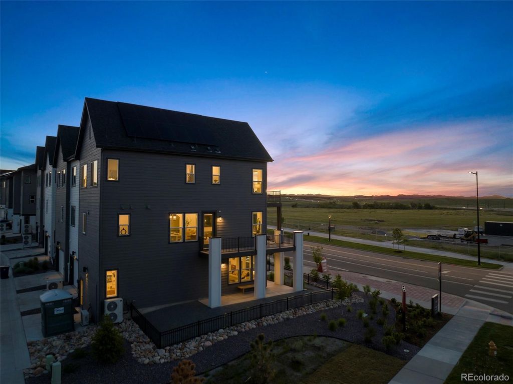 Image 40 of property listing at 11532 Vibrato Lane, Lone Tree, CO 80134