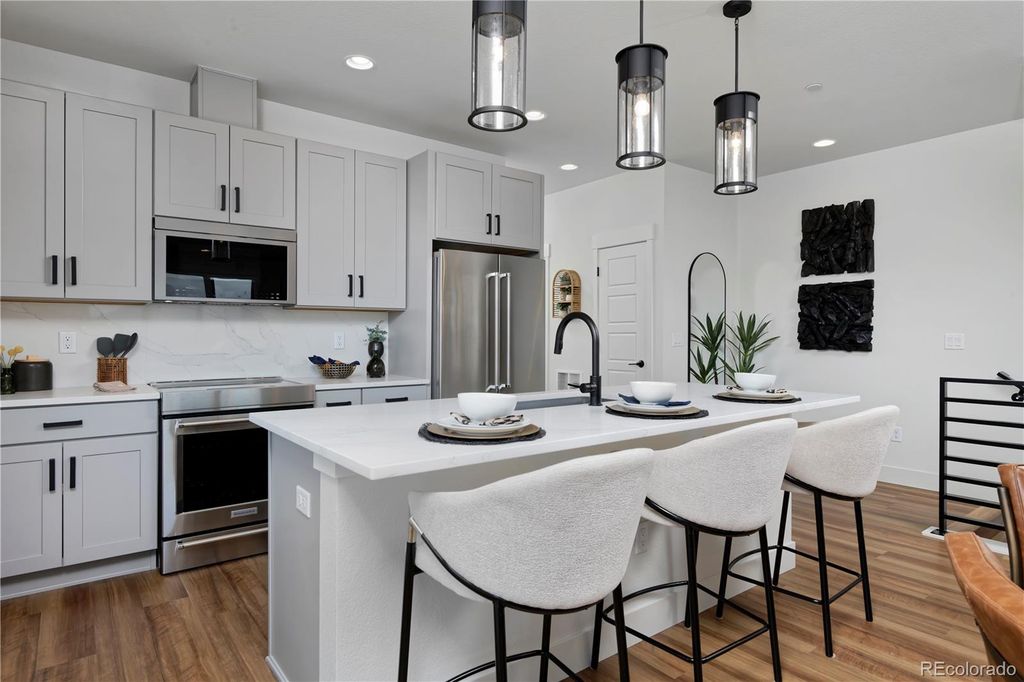 Image 5 of property listing at 11532 Vibrato Lane, Lone Tree, CO 80134