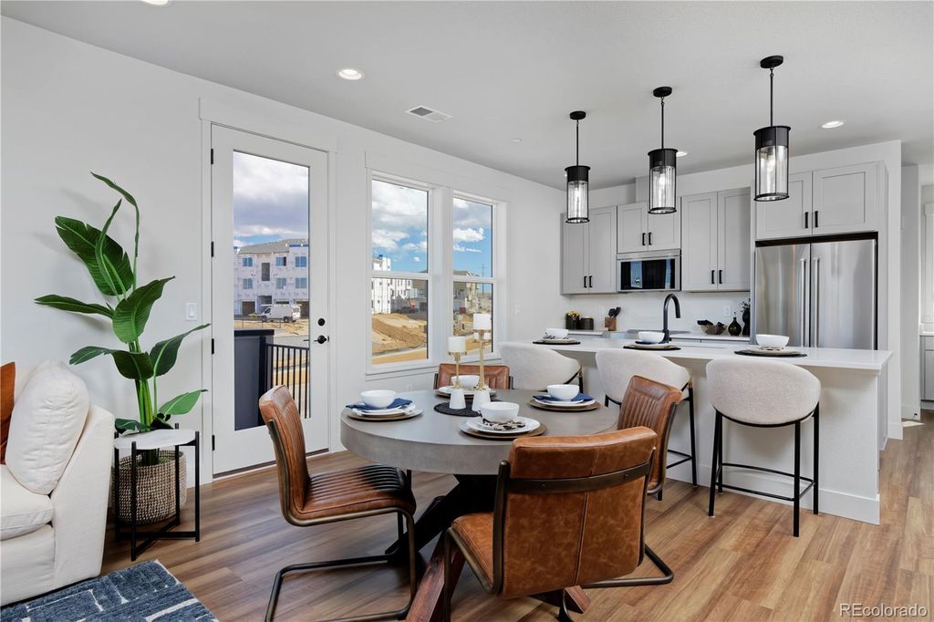 Image 9 of property listing at 11532 Vibrato Lane, Lone Tree, CO 80134